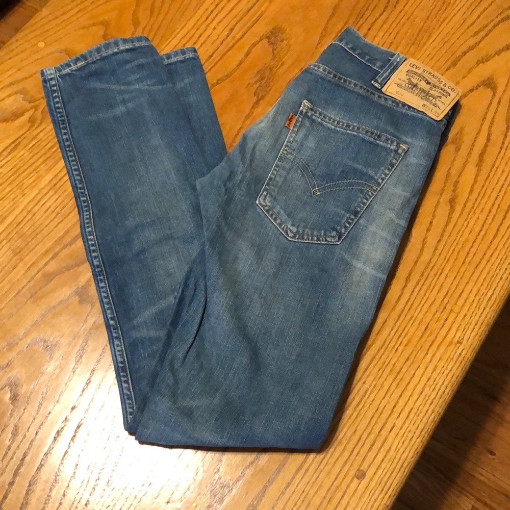 Women’s 606 Levi jeans